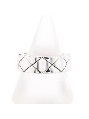 Chanel Ring Quilted White Gold